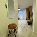 Skynest Apartment *