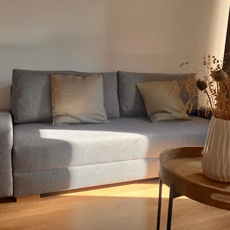 Skynest Apartment *