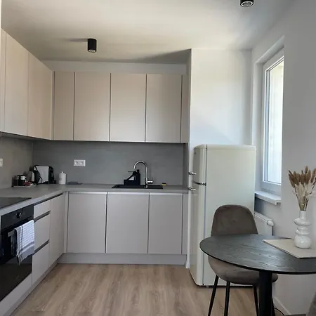 Skynest Apartment *